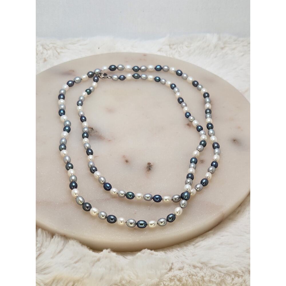 Silver Gray Freshwater Pearls Hand Knotted. 925 Sterling Silver Clasp.